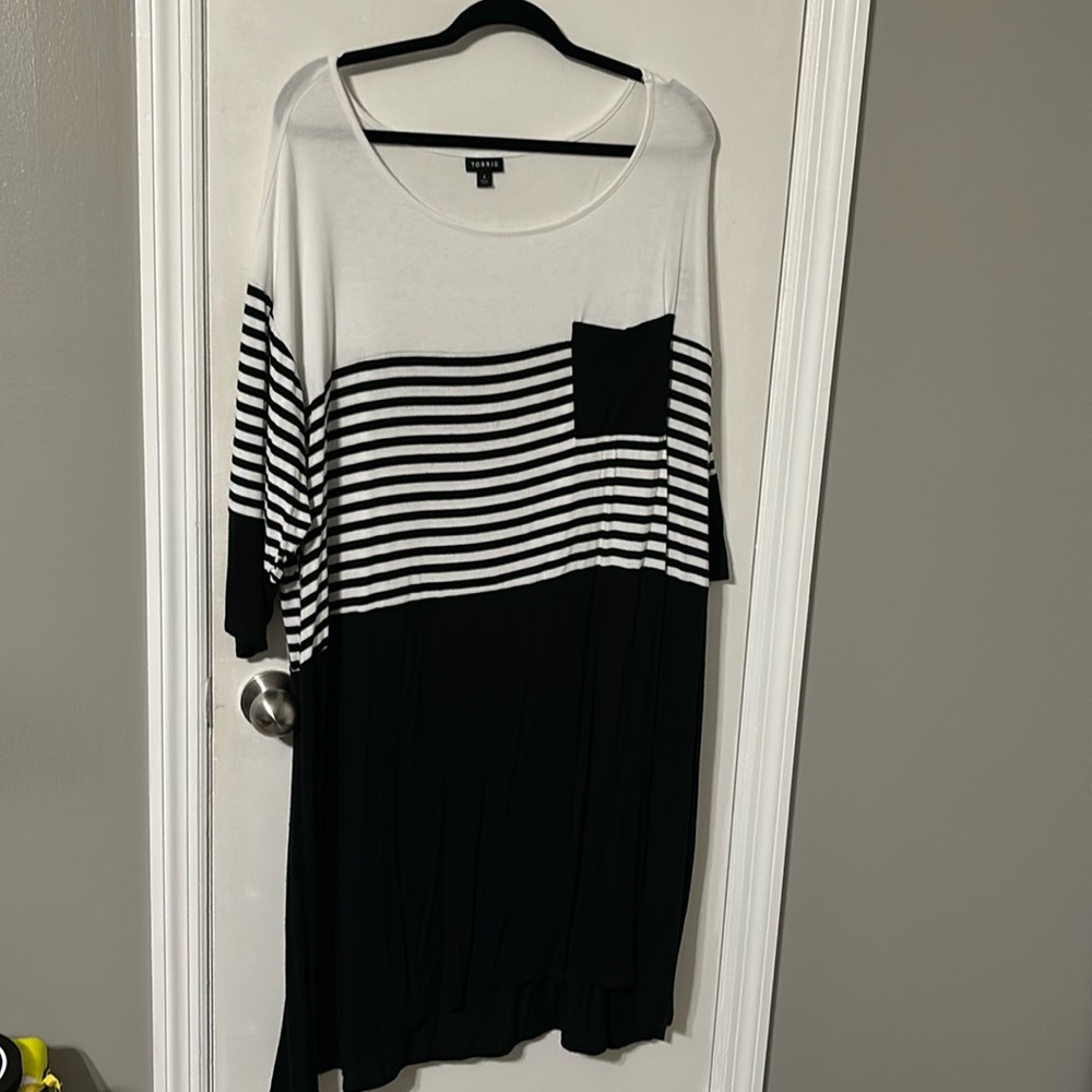 Black and white stripe color block dress